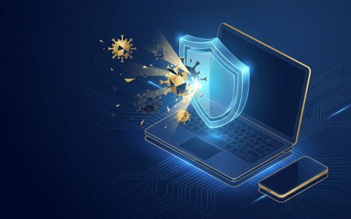 Laptop glowing shield védelemmel blokkolja az arany vírusokat digitális biztonsági koncepció.